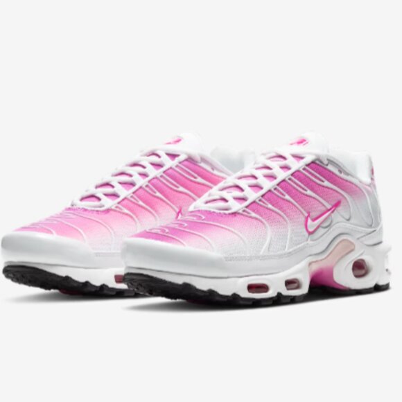 Nike Air Max Plus women's shoe - Picture 1 of 2